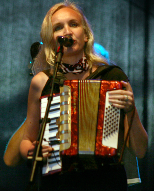 080804_17-hippies-149.jpg