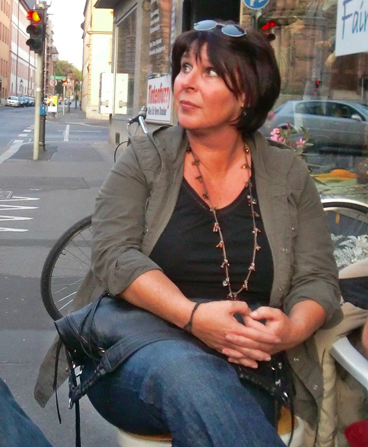 090909_mogga 090909_mogga