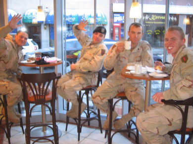 090128_soldiers-in-der-backerei